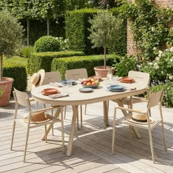 Conjunto de jardim com mesa oval extensível em alumínio com 6 cadeiras