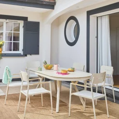 Conjunto de jardim com mesa oval extensível em alumínio com 6 cadeiras