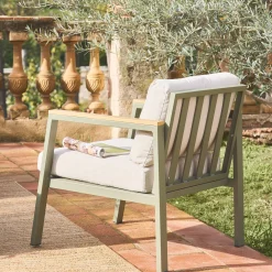 Conjunto de jardim com sofá e poltronas em alumínio e madeira, 4 lugares