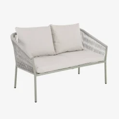 Conjunto de jardim com sofá e 2 poltronas em aço e resina, 4 lugares