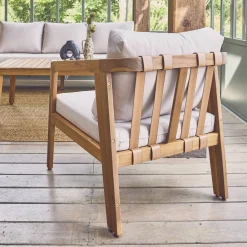 Conjunto de jardim em madeira de acácia para 5 pessoas