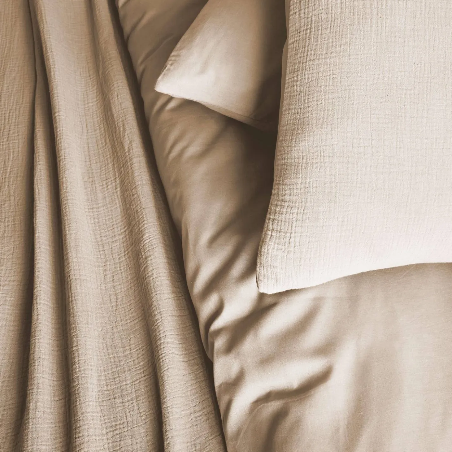 Conjunto de roupa de cama em gaze de algodão bege