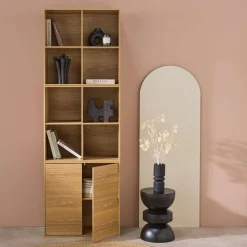 Estante, biblioteca modular decoração madeira, 2 portas e 8 nichos