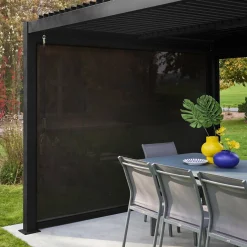 Estore lateral de enrolar em alumínio e textilene para pérgola bioclimática, 3m