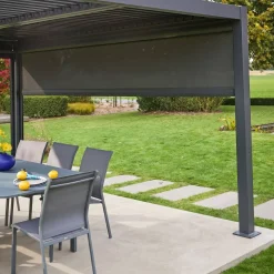 Estore lateral de enrolar em alumínio e textilene para pérgola bioclimática, 4m