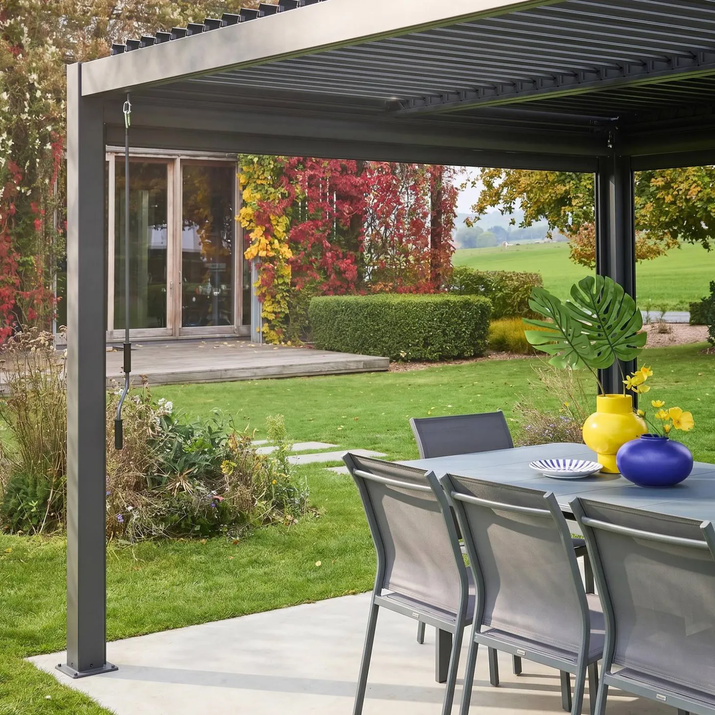 Estore lateral de enrolar em alumínio e textilene para pérgola bioclimática, 3m