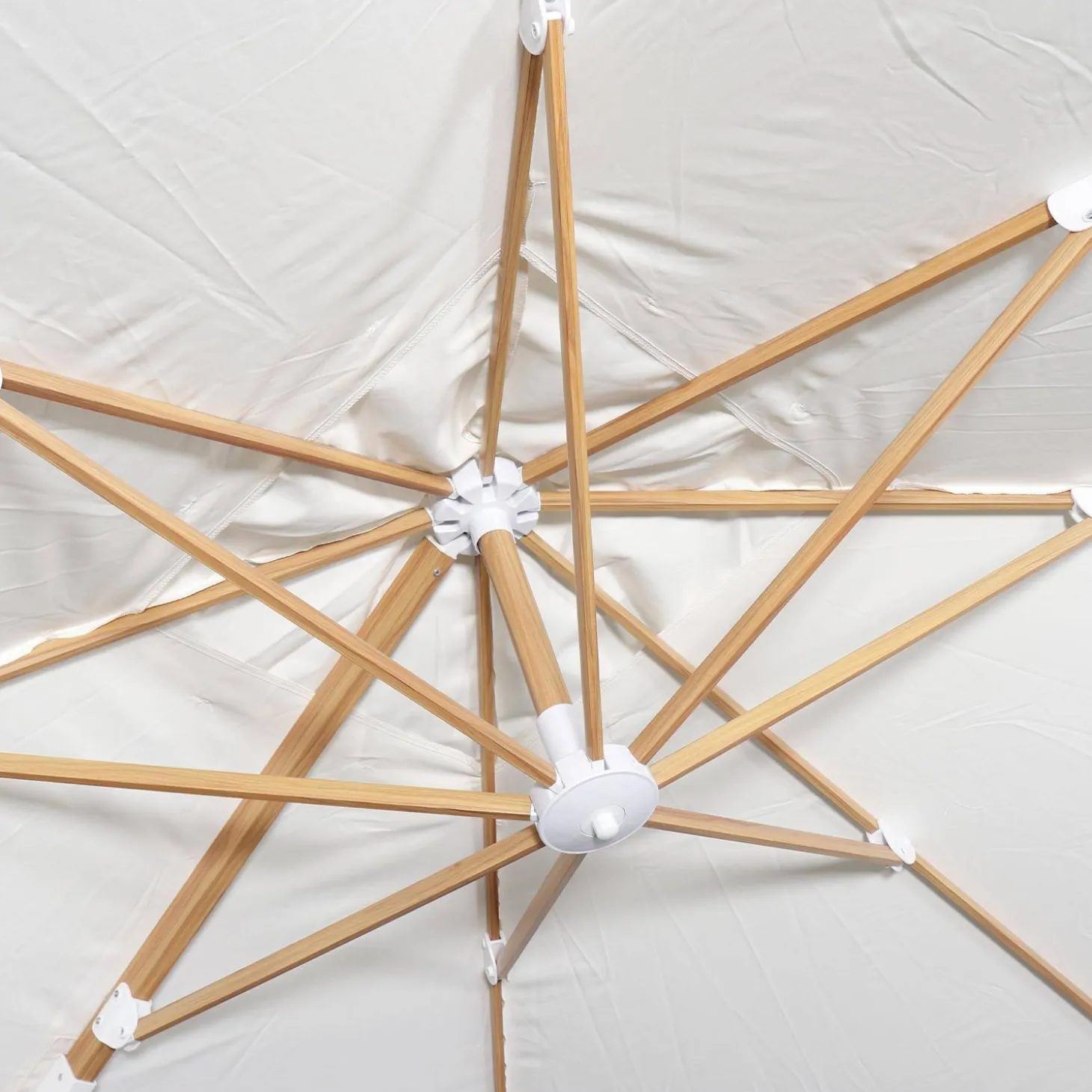 Guarda-sol quadrado excêntrico com mastro efeito madeira, 3x3m