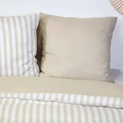 Jogo de cama de casal em microfibra reversível com riscas bege