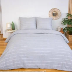 Jogo de cama de casal em microfibra com riscas cinza