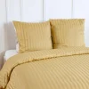 Jogo de cama de poliéster efeito cetim com finas riscas para amarelo, 2 lugares