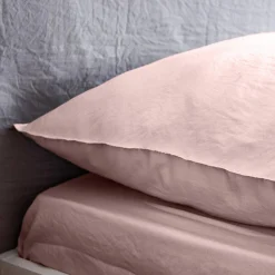 Jogo de cama em microfibra lavada rosa pó