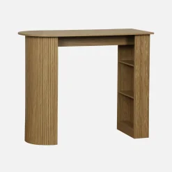 Mesa alta de cozinha decorada em madeira com armazenamento