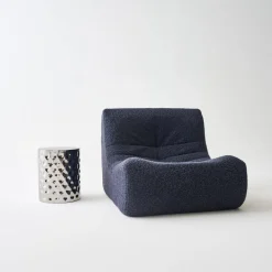 Mesa de apoio em aço esmaltado cromado