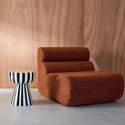 Mesa de apoio em aço esmaltado listras
