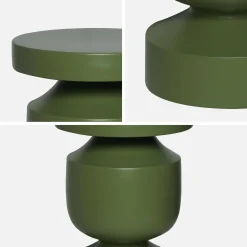 Mesa de apoio o mesa de cabeceira em metal