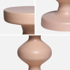 Mesa de apoio o mesa de cabeceira em metal