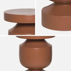 Mesa de apoio o mesa de cabeceira em metal