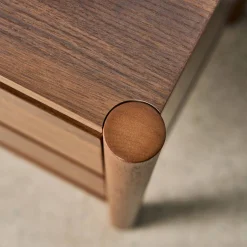 Mesa de cabeceira com 2 gavetas, set de 2