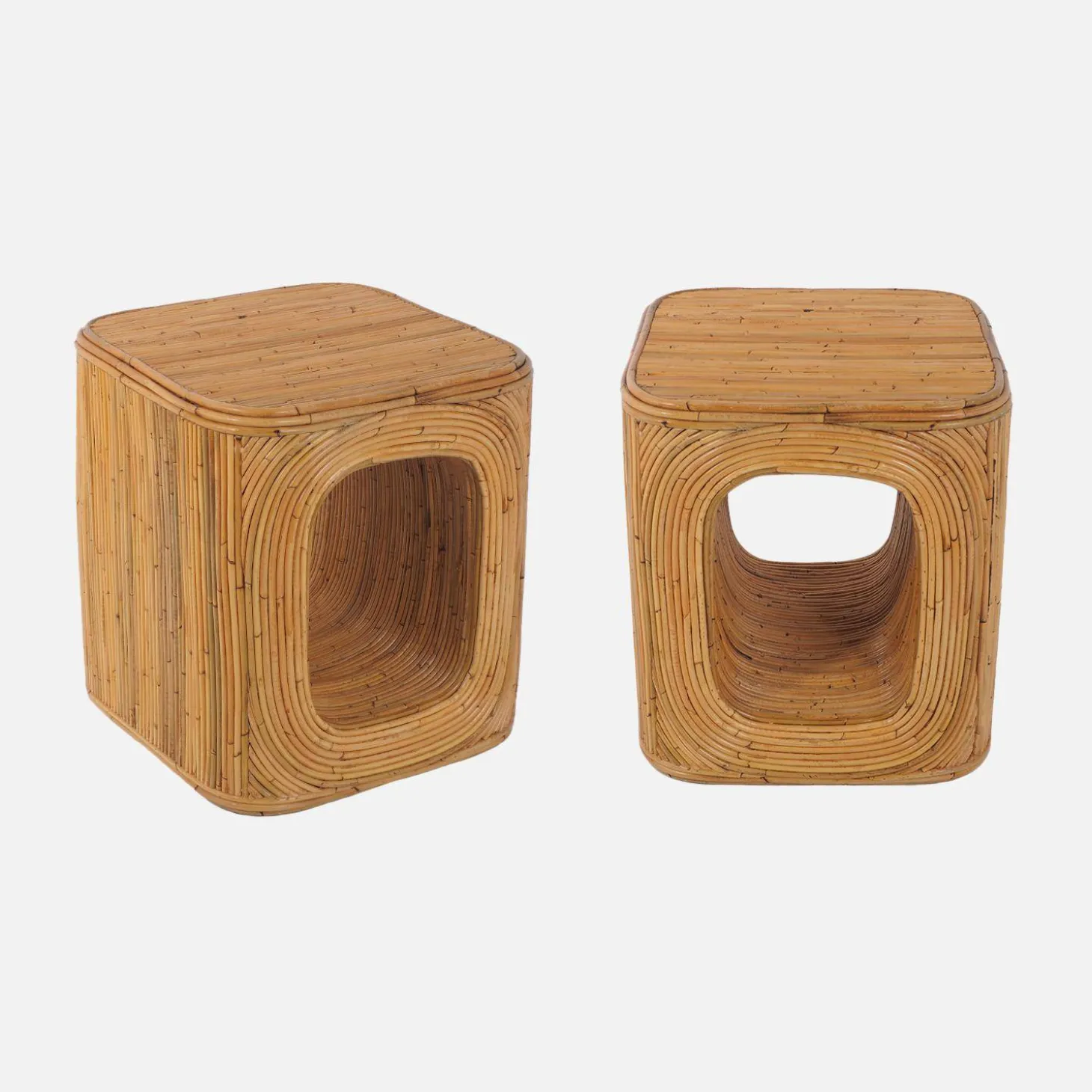 Mesa de cabeceira com nicho em rattan natural, set de 2