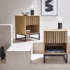 Mesa de cabeceira contemporânea efeito madeira, set de 2