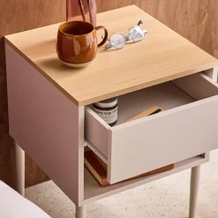 Mesa de cabeceira de metal e decoração de madeira, set de 2