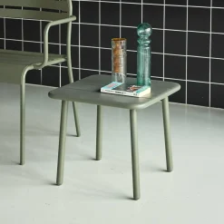 Mesa de centro de jardim bistrô quadrada em aço, 45cm