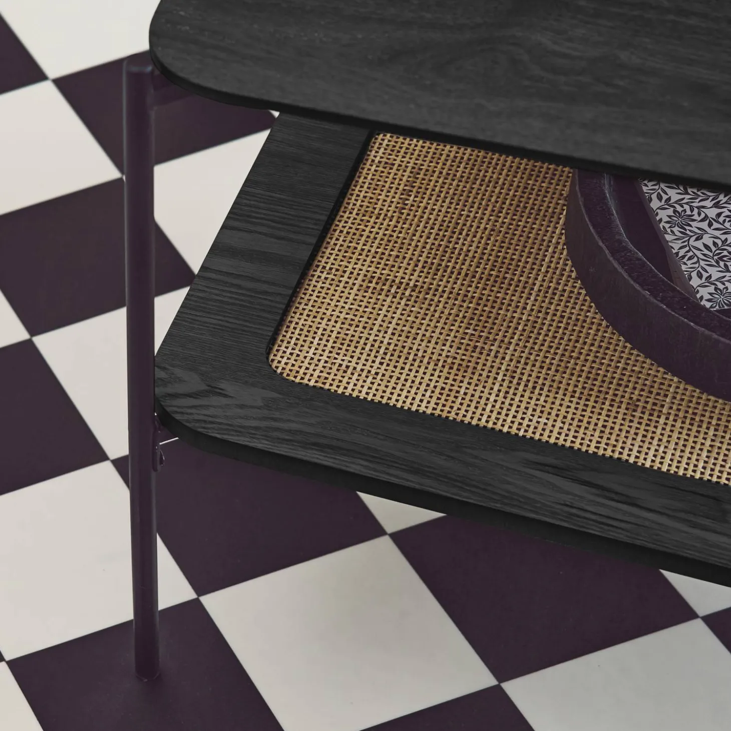 Mesa de centro quadrada com efeito de madeira