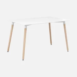 Mesa de jantar escandinava com pernas de madeira e 4 cadeiras