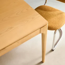 Mesa de jantar retangular de madeira de seringueira e folheado de freixo para 8 lugares