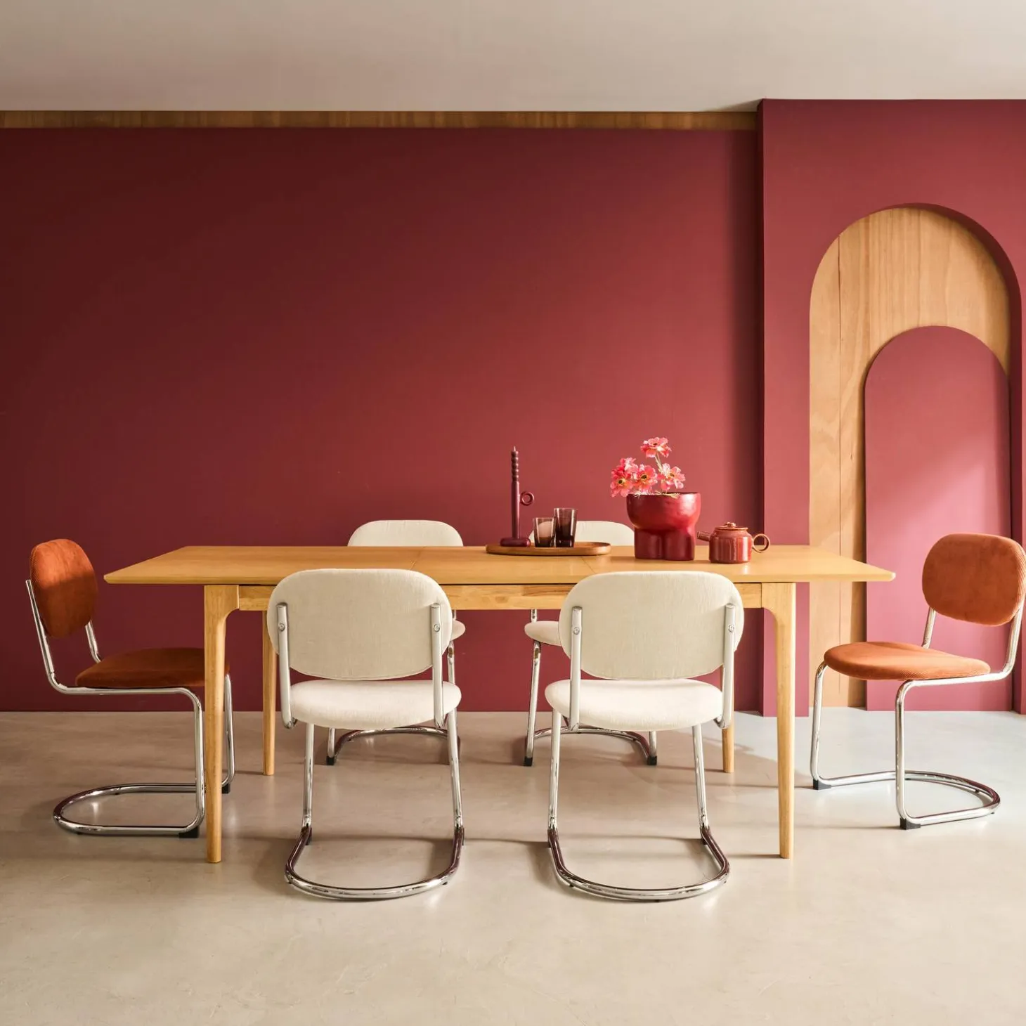 Mesa de jantar retangular extensível em madeira para 6-8 lugares