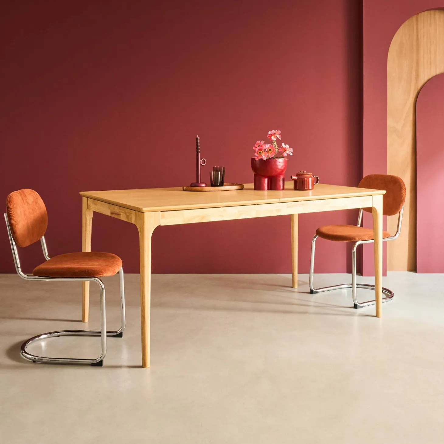 Mesa de jantar retangular extensível em madeira para 6-8 lugares