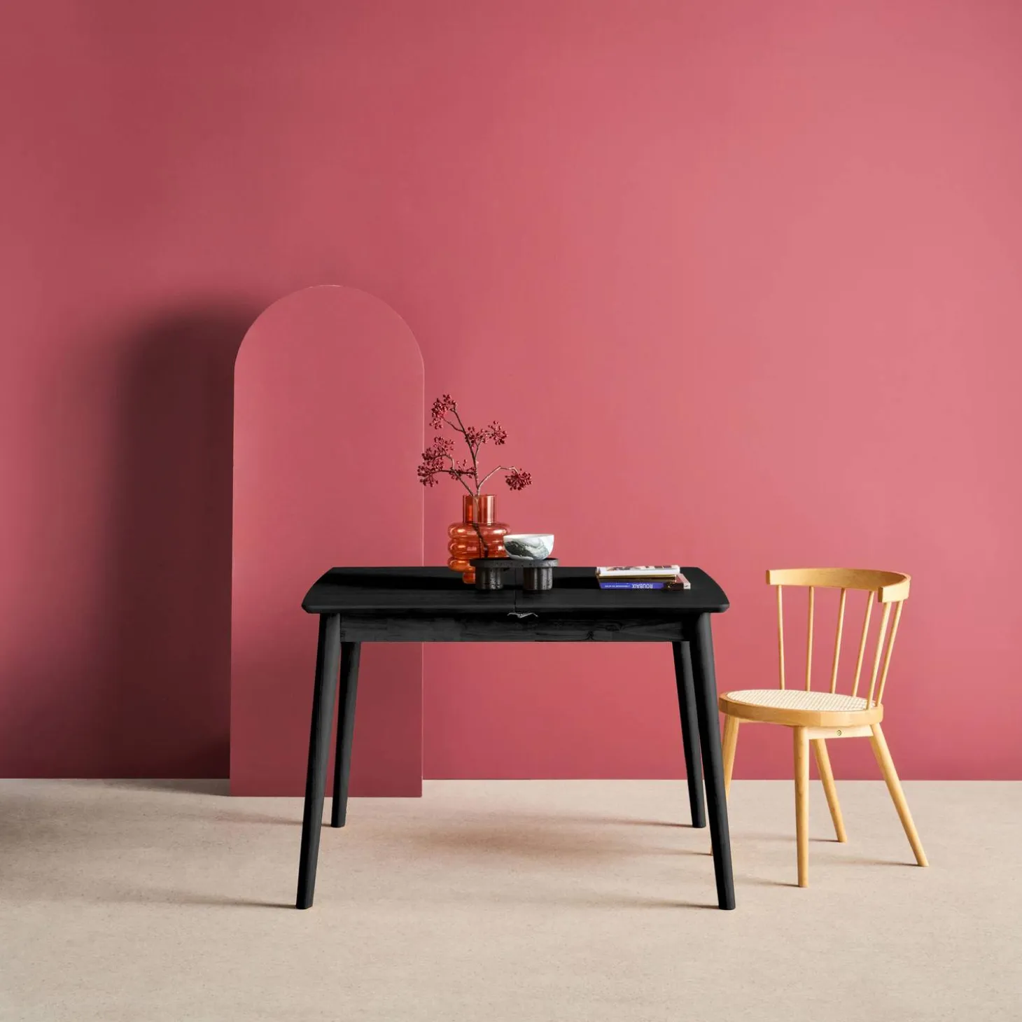 Mesa de jantar retangular extensível em madeira, 4-6 lugares