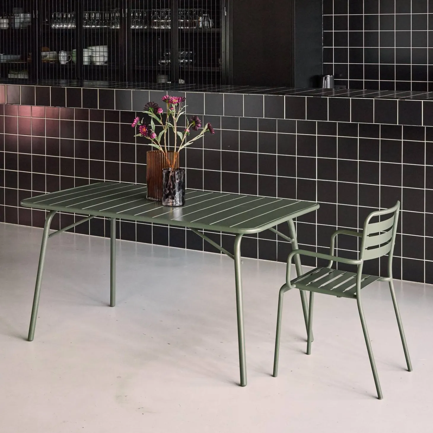 Mesa de jardim bistrô dobrável em aço, 6 lugares, 140cm
