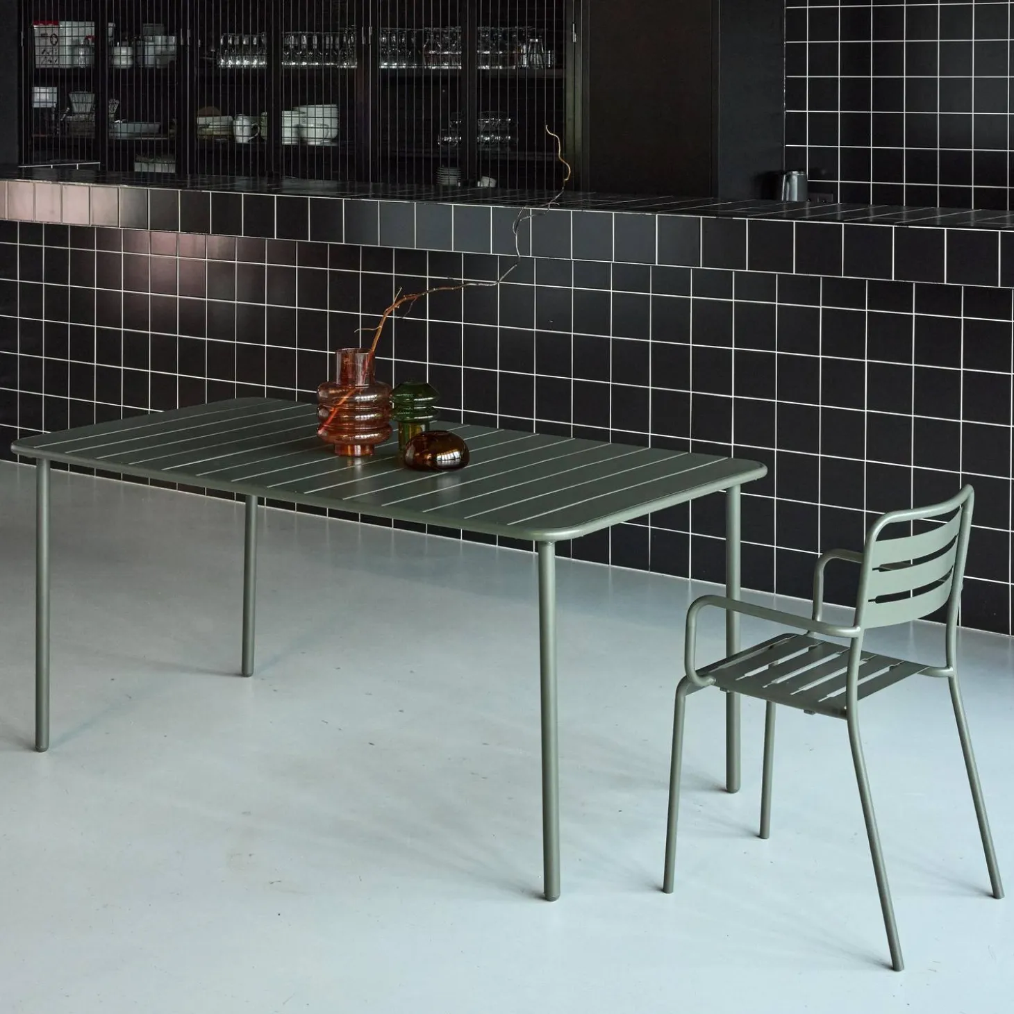 Mesa de jardim bistrô em aço, 6-8 lugares, 160cm