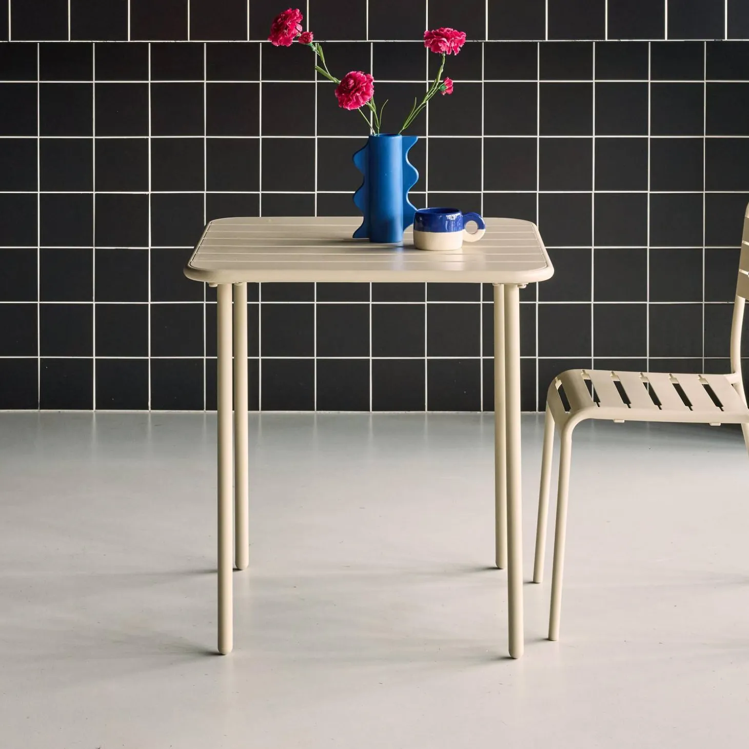 Mesa de jardim bistrô em aço, 2 lugares, 70cm