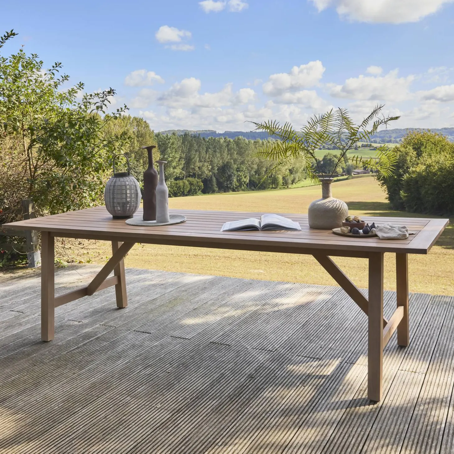 Mesa de jardim de madeira de eucalipto para 8 pessoas