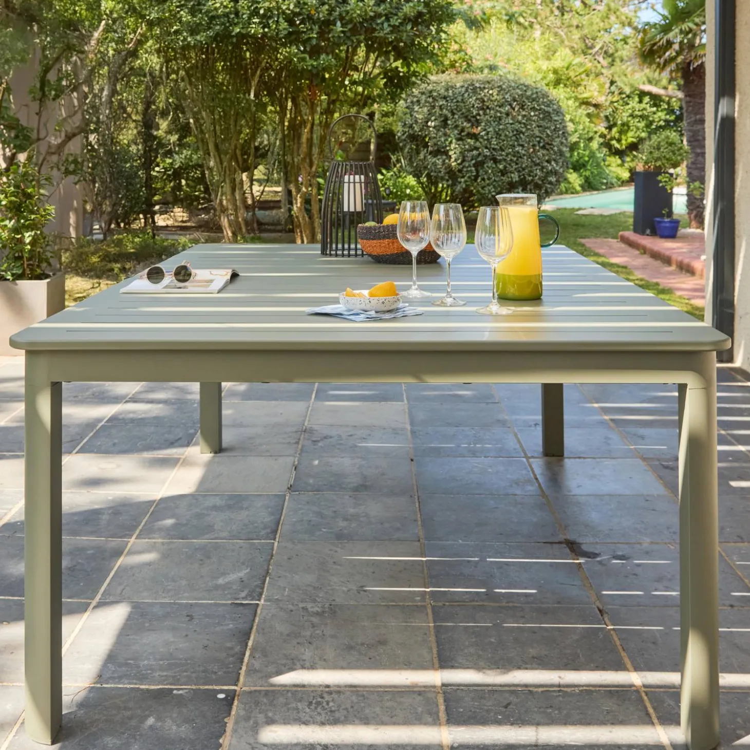 Mesa de jardim extensível em alumínio, 12 lugares