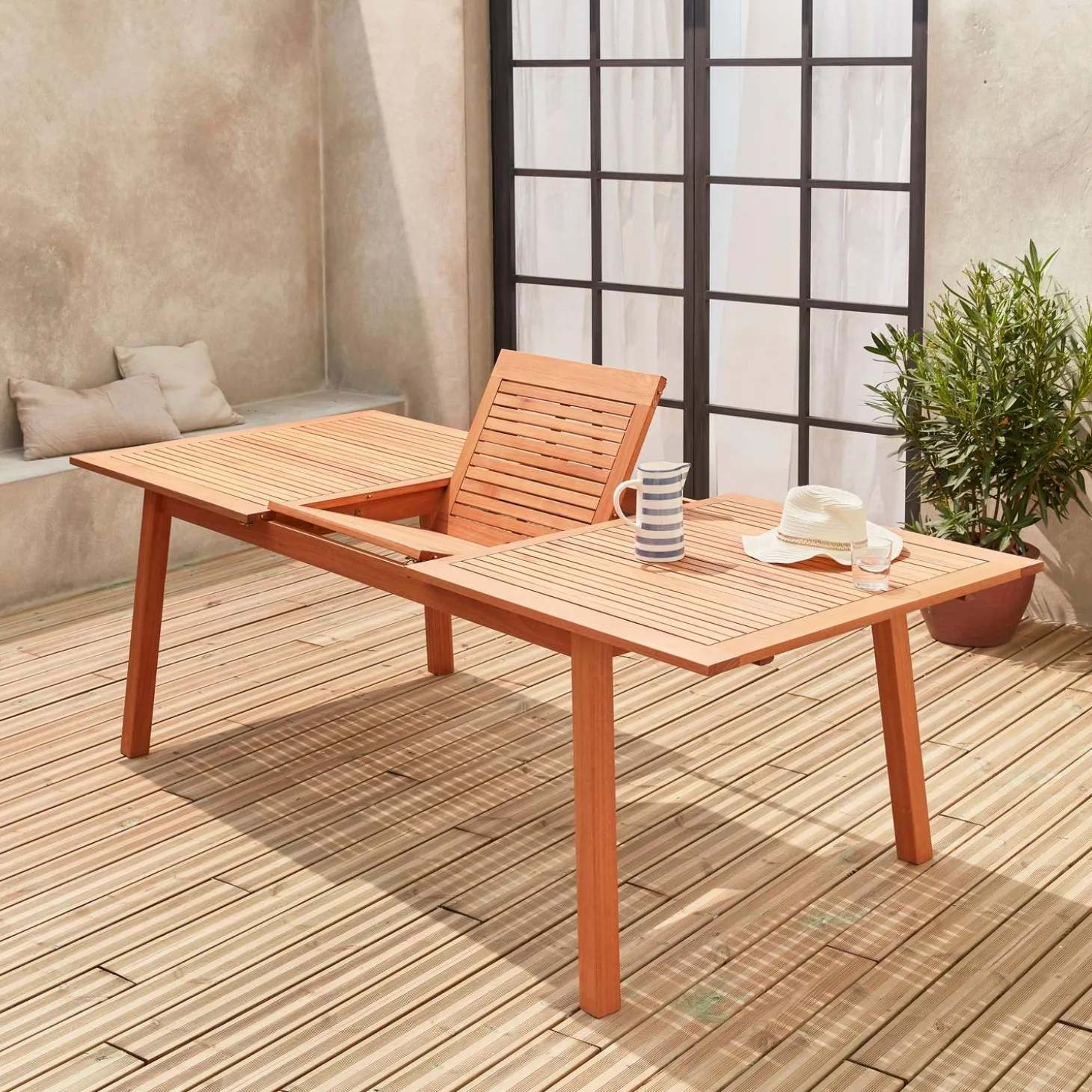 Mesa de jardim extensível em madeira, 8-10 lugares