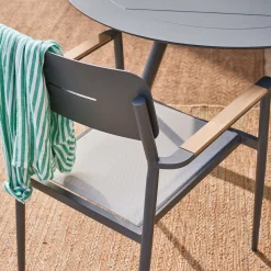 Mesa de jardim oval extensível em alumínio para 10 lugares