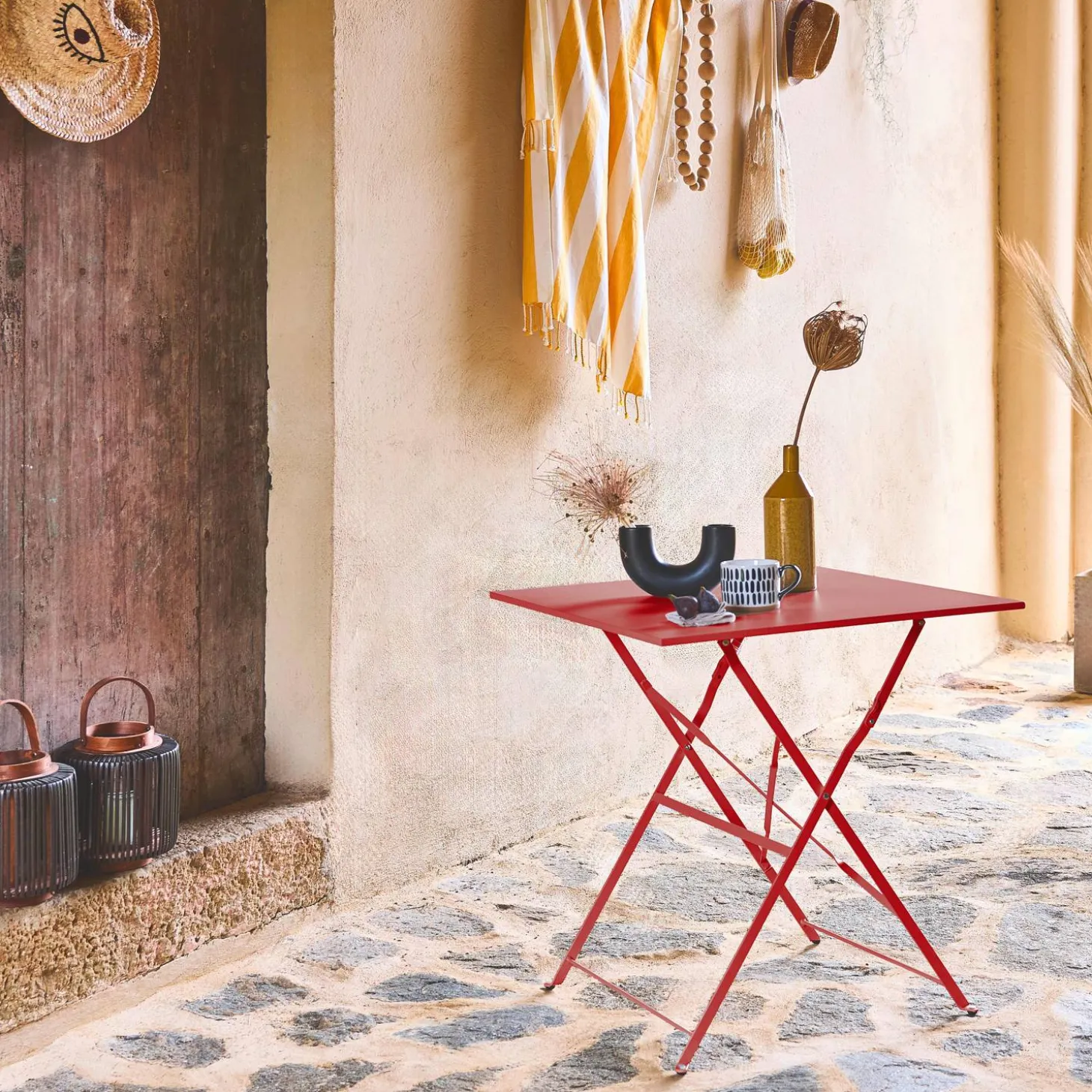 Mesa de jardim quadrada dobrável estilo bistrô, 2 lugares