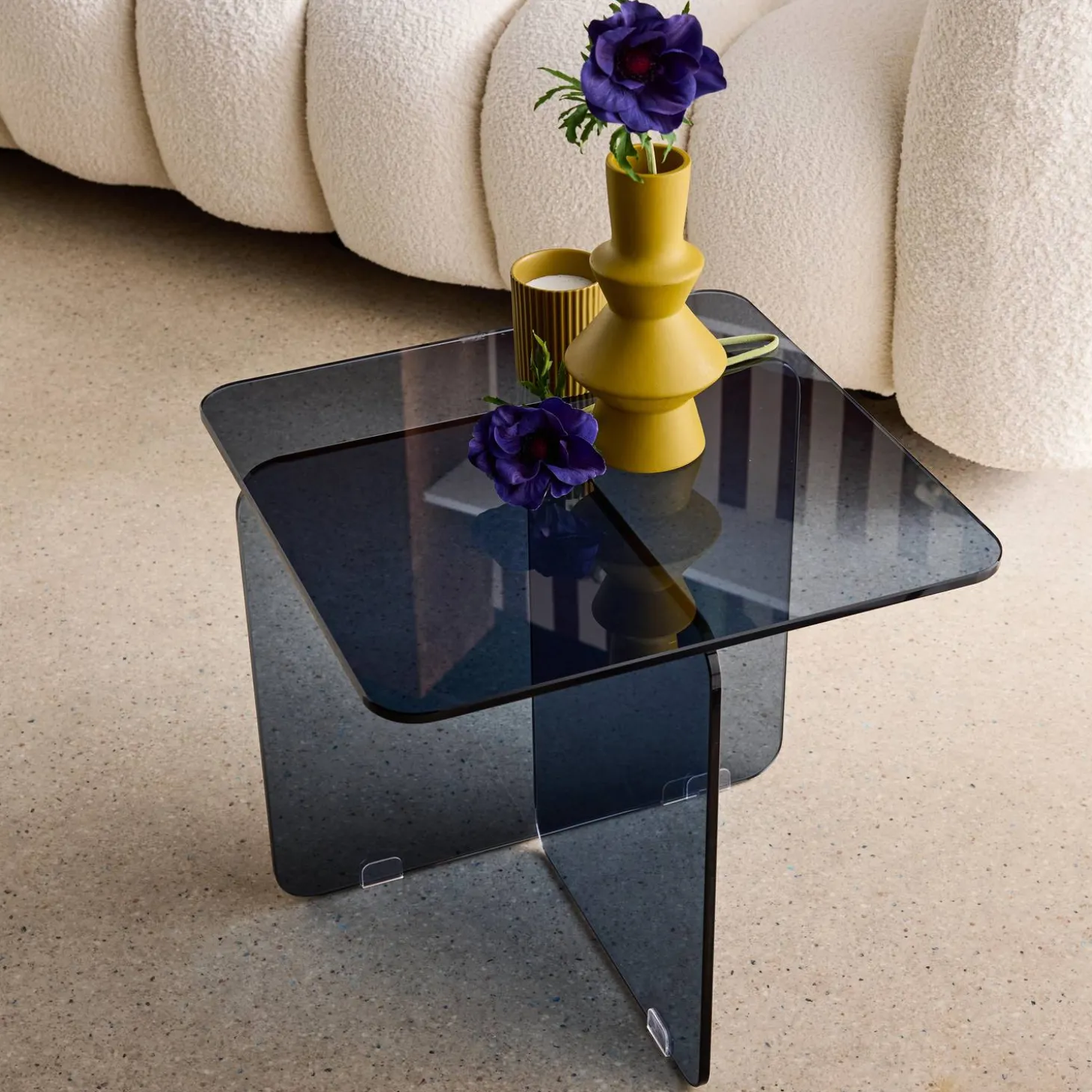 Mesa quadrada em cristal temperado