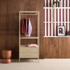Móvel de entrada, cabideiro de metal com guarda-roupa e 2 gavetas