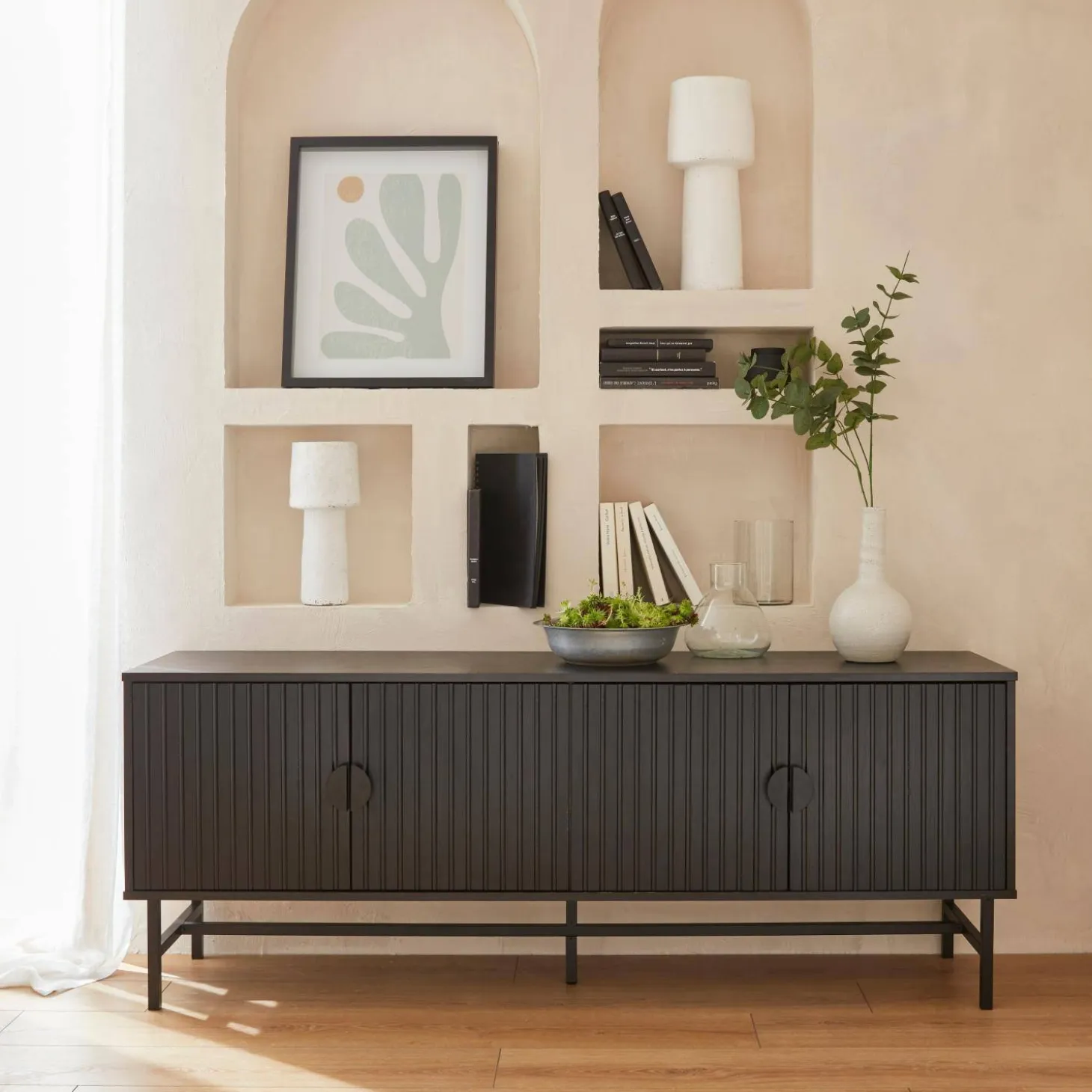 Móvel de TV com efeito de madeira ranhurada, 160cm
