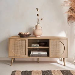 Móvel de TV com efeito madeira e cana arredondada, 120cm