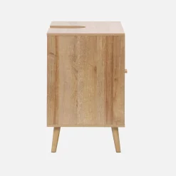 Móvel sob lavabo em decoração de madeira e cana