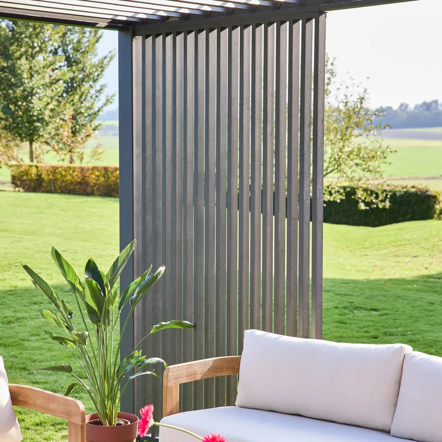 Persiana de aluminio vertical 1m para pérgola bioclimática 3x3m, 3x4m, 3x6m