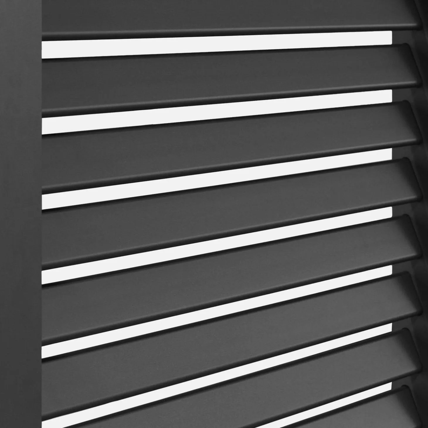 Pérgola bioclimática de alumínio encostada 3x4m + 3 persianas 1.3m