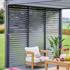 Pérgola bioclimática em alumínio 3x4m + 3 persianas de 100cm
