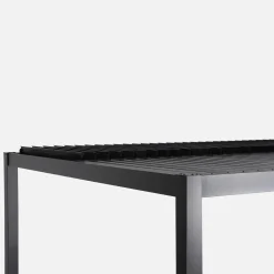 Pérgola bioclimática em alumínio 3x3m + 1 estore 3m