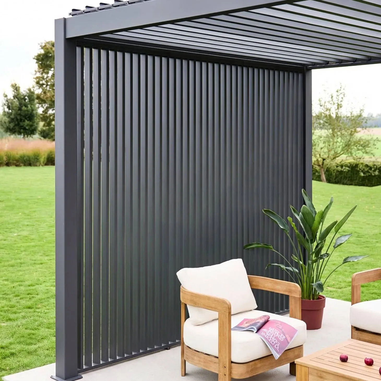 Pérgola bioclimática em alumínio 3x4m + 3 persianas verticais 1m